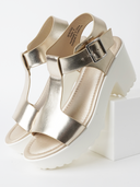 Corby Sandal | Light Gold