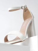 Shirley Heel | White